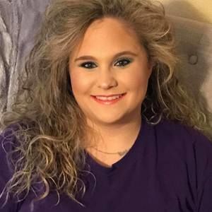 Meet your Posher, Katelyn